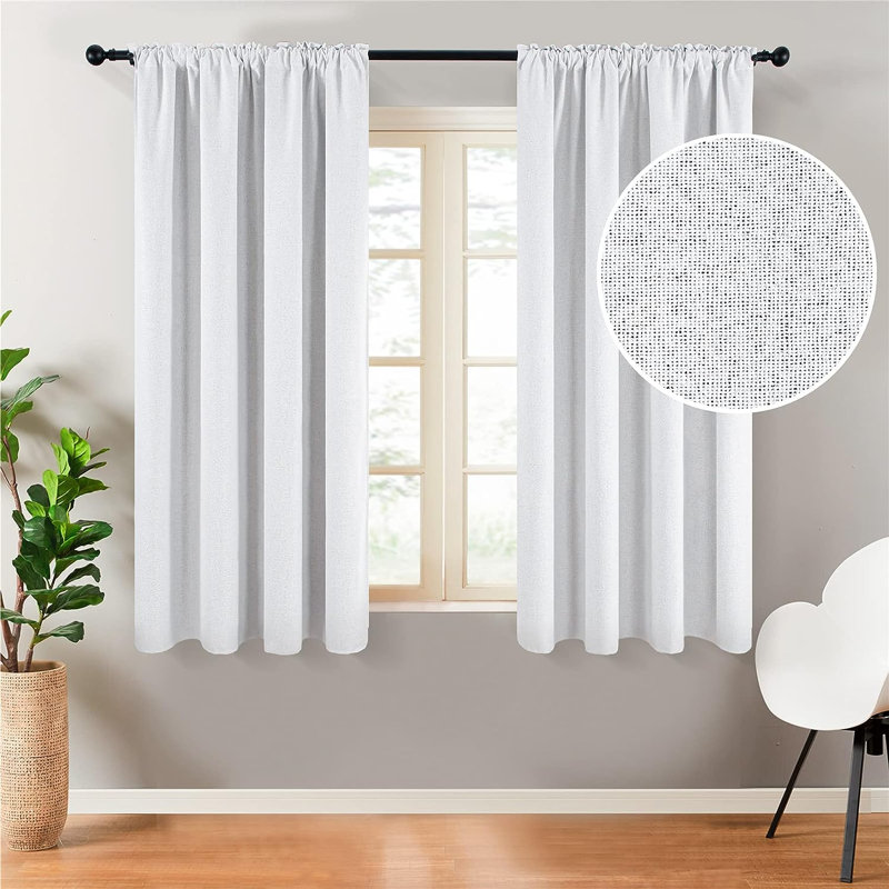 Paire de rideaux occultant et isolant avec passe-tringle Bhargav, Blanc gris, L 52 po x L 72 po