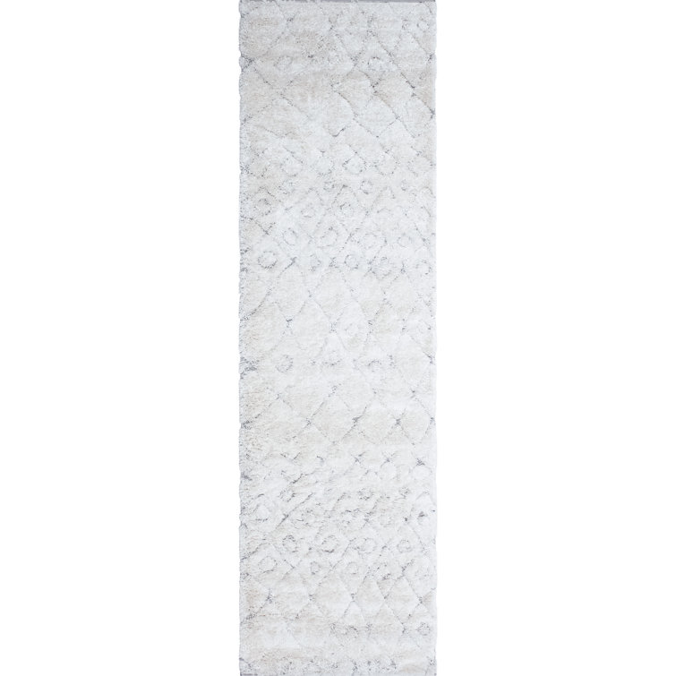 Argueta Geometric Indoor Rug