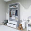 Armoire moderne blanche avec nombreuses tablettes, 35,4 po x 72,0 po x 17,7 po | 100% panneau de particules enduit de mélamine, épaisseur: 0,7 pouce | Conception murale, solution de rangement élégante et fonctionnelle pour tout espace