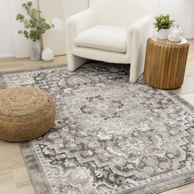 Tapis traditionnel tissé à la machine Cariad, Rectangle 5 pi 3 po x 7 pi 7 po
