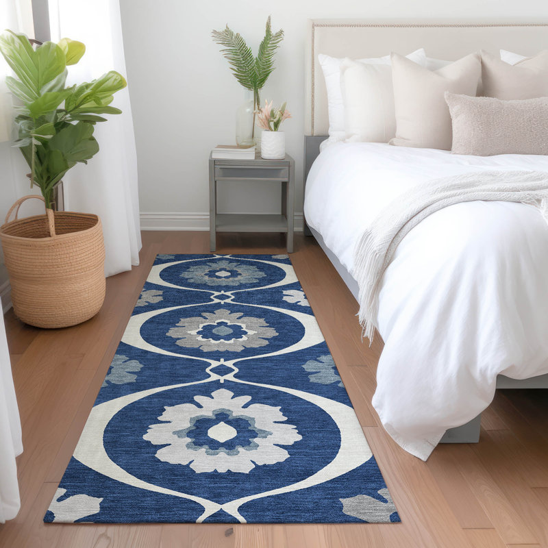  Malchow Area Rug, Runner 2'3" x 7'6"
