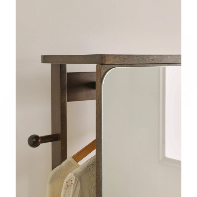 Armoire à miroir pleine grandeur en bois d'hévéa massif, armoire à bijoux autoportante avec crochets et tablettes multifonctionnels pour la chambre à coucher et le placard
