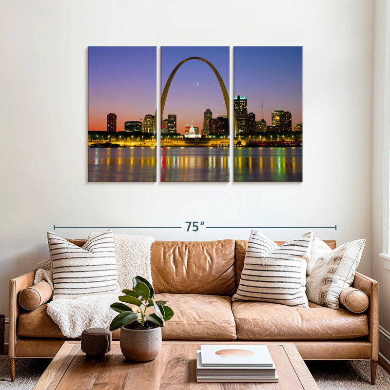 Rorry Gateway Arch At Twilight, 36" H x 57" W
