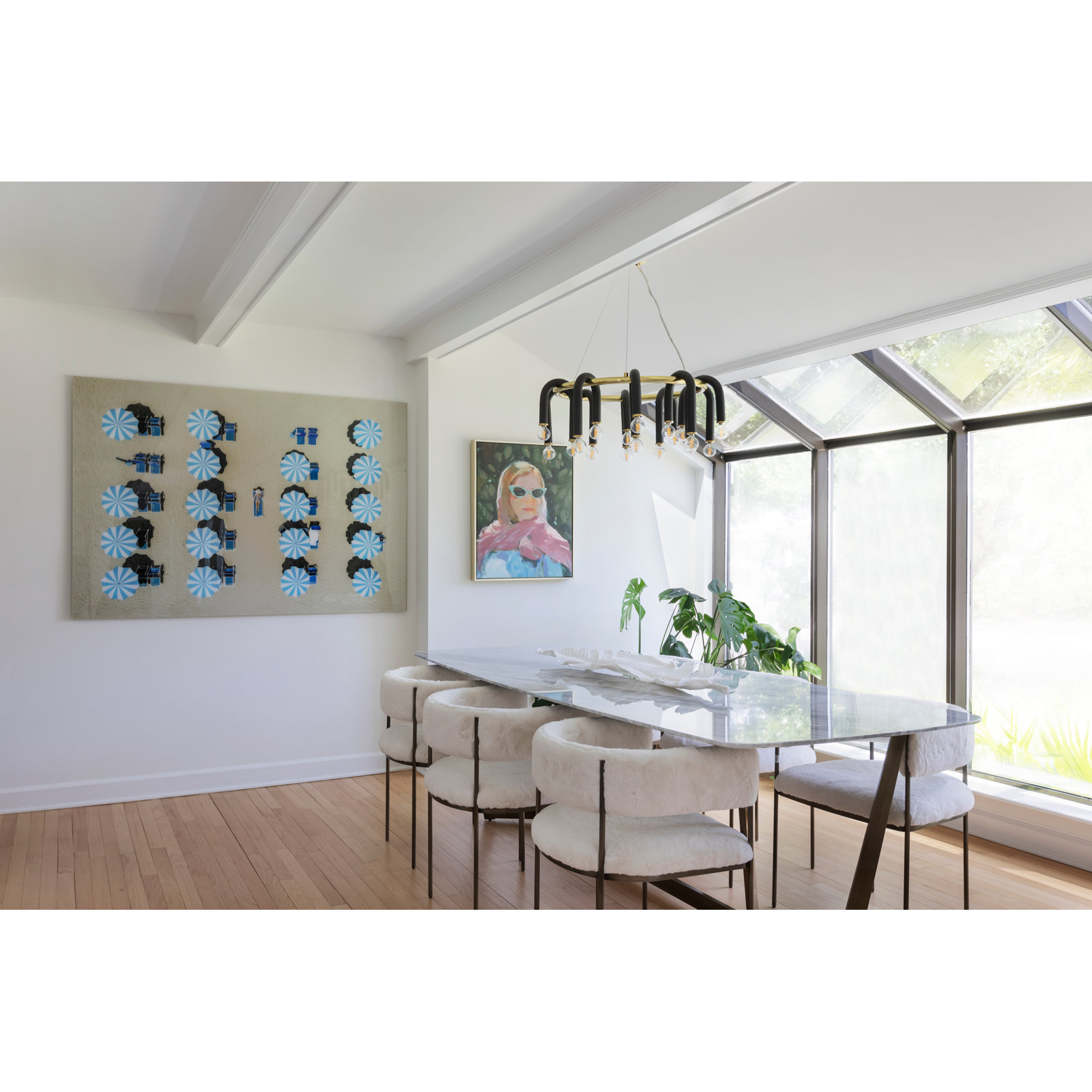 Rhea 20 - Light Chandelier, Aged Brass/Black
