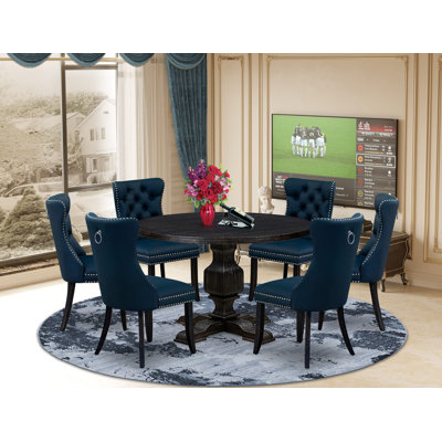 L'ensemble de cuisine 7 pièces se compose d'une table en bois et de 6 chaises en tissu de polyester beige clair avec dossier capitonné noir sablé