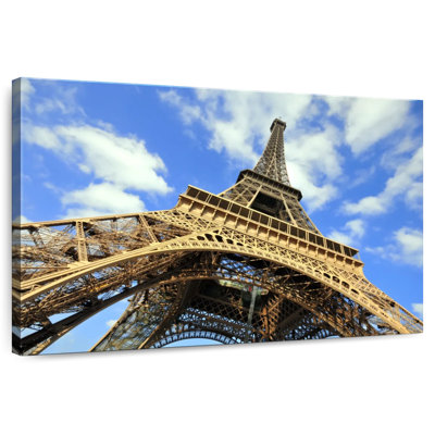 Lilie Towering Eiffel Tower Paris