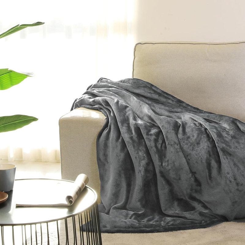 Sevak Heated Throw Blanket, Dark Grey