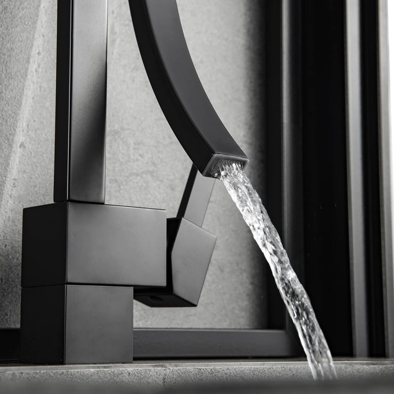 Single-Hole Single-handle Bathroom Faucet