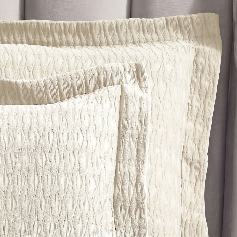 Calvert 100% Cotton Medium Weight Matelassé Diamond Lattice Bedspread Set, California King + 2 King Shams, Ivory