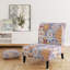 Fauteuil de chambre bleu et doré