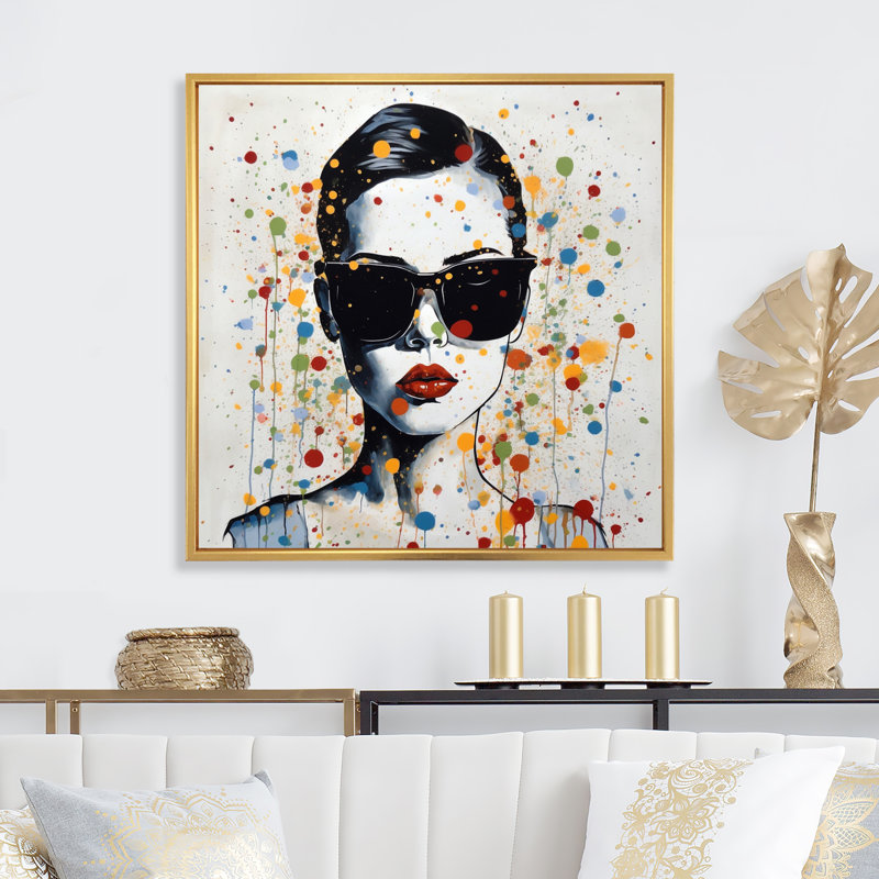 Portrait de femme pop art sur toile V, 30" H x 30" W, Cadre flottant doré