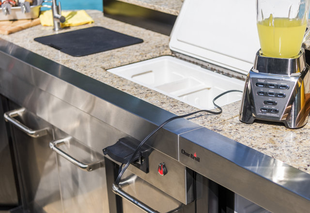 Outdoor Kitchen Islands for Less