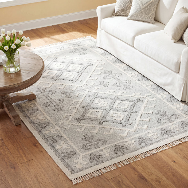 Saber Wool Southwestern Indoor Rug, Rectangle 8' x 10'