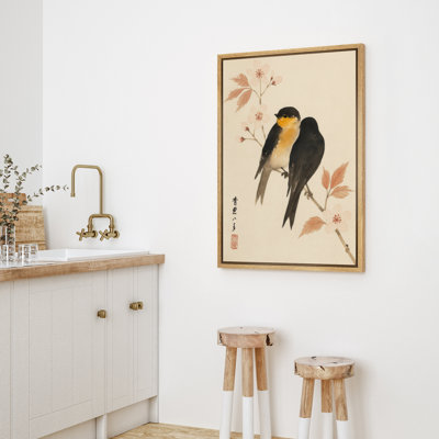 «Two Birds on Blossom Branch», reproduction d'art sur toile encadrée dans la chambre principale