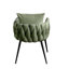 Fauteuil capitonné de couleur olive