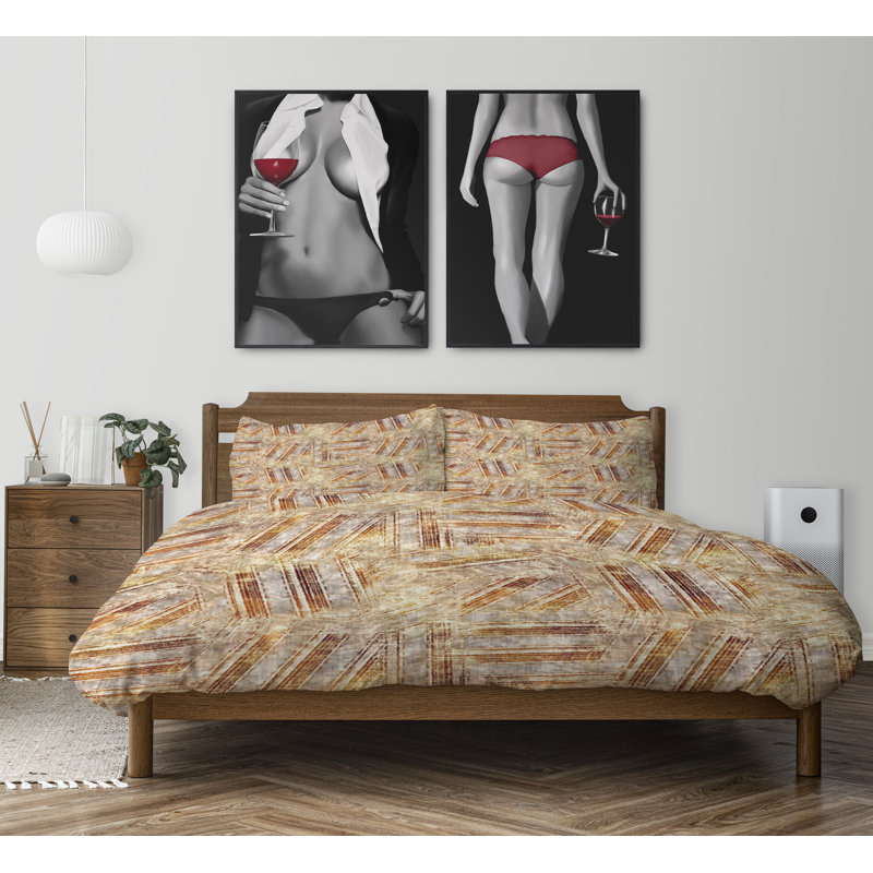 Channel Abstract Comforter, Queen Comforter + 2 Standard Pillowcases
