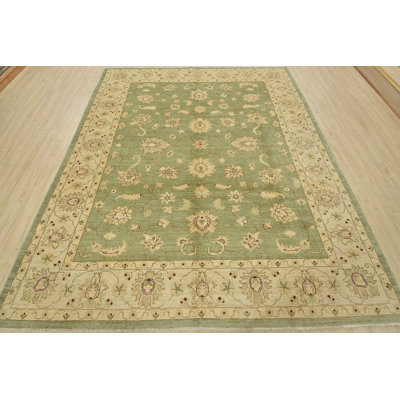 Tapis vert nouvel âge en laine 8 pi 3 po x 10 pi Mynesha