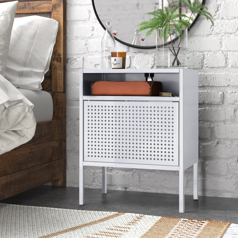 Zander 19'' W Metal Nightstand, White