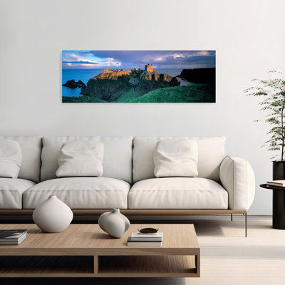 Vue à angle élevé d'un château, Stonehaven, Grampian, Aberdeen, Écosse, art abstrait contemporain, paysage, art mural