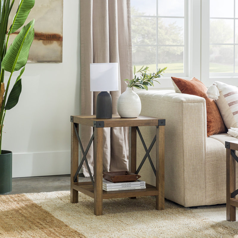 Table de bout avec tablette de rangement ouverte Larenda, Chêne rustique