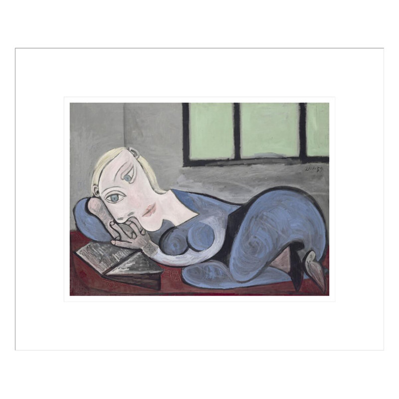 Femme couchee lisant par Pablo Picasso, H 13,75 po x l 16,5 po
