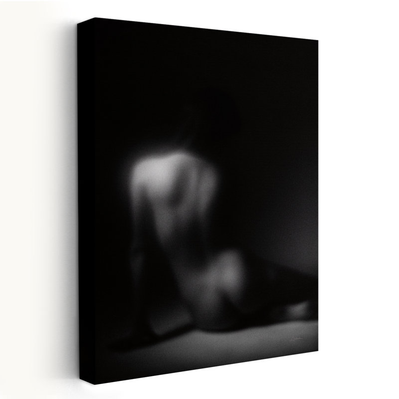 Silhouette moderne contemporaine et élégante, H 24 po x l 16 po