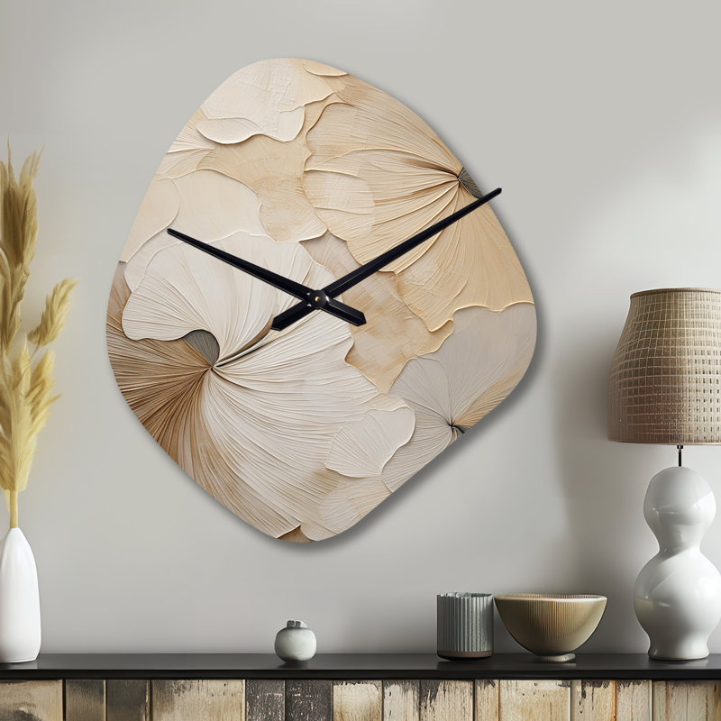 Obermuller beige minimalisme élégance en fleurs - horloge murale asymétrique en métal fleurs, Petit