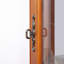 Vitrine lumineuse vitrée avec portes et tablettes en verre trempé-760578554