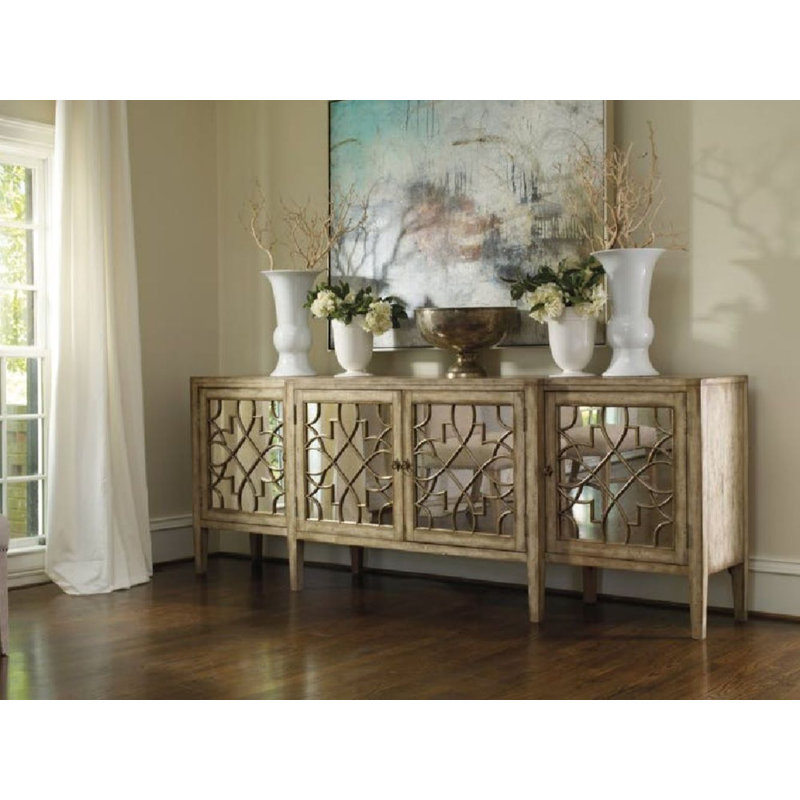 Sanctuary 105'' W Buffet