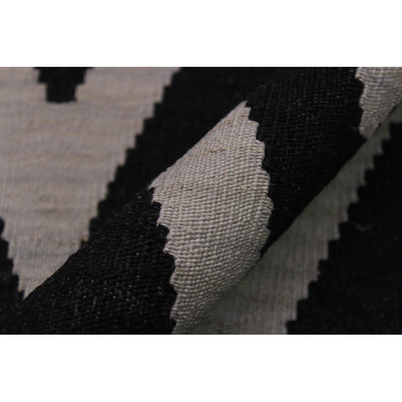 Linzy Wool Chevron Indoor Rug