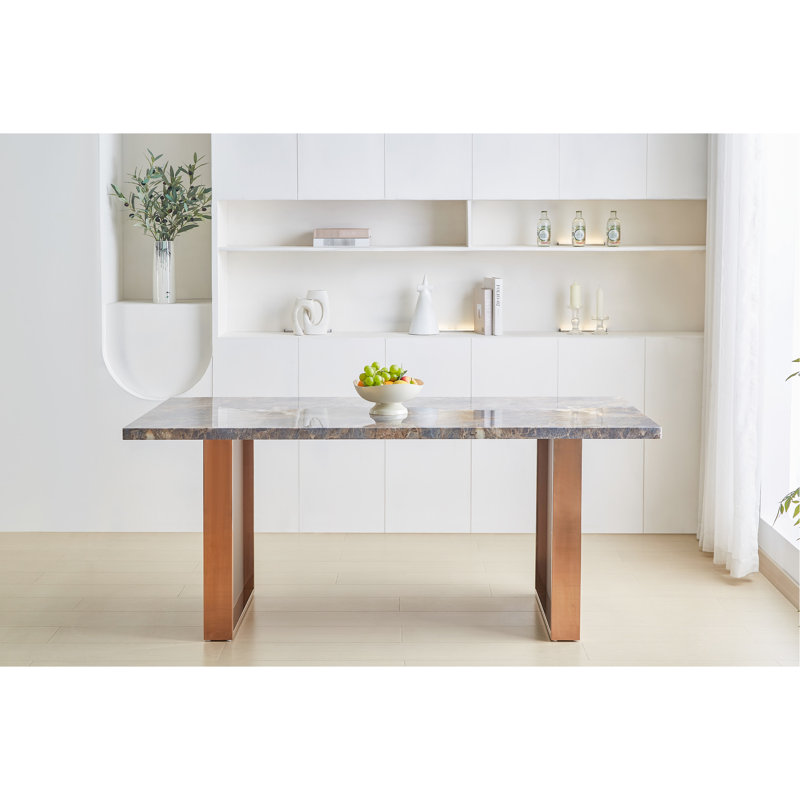 Table de salle à manger rectangulaire de style luxueux avec pieds en acier inoxydable et plateau en pierre de taille L 70,8 po x l 35,4 po H 29,8 po. Assise facile à assembler.