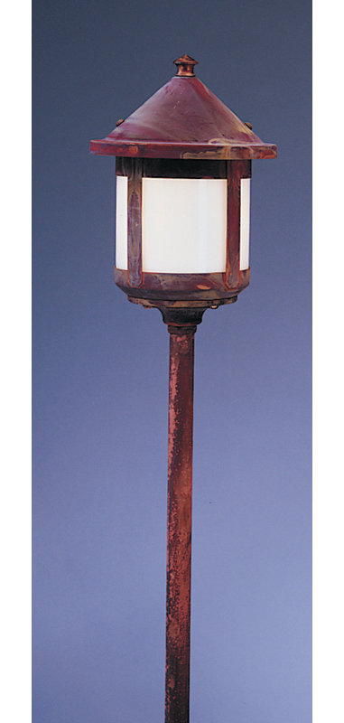 Éclairage de sentier 1 lumière Arinze, H 27,25 po x l 5,63 po, Étain, Crème