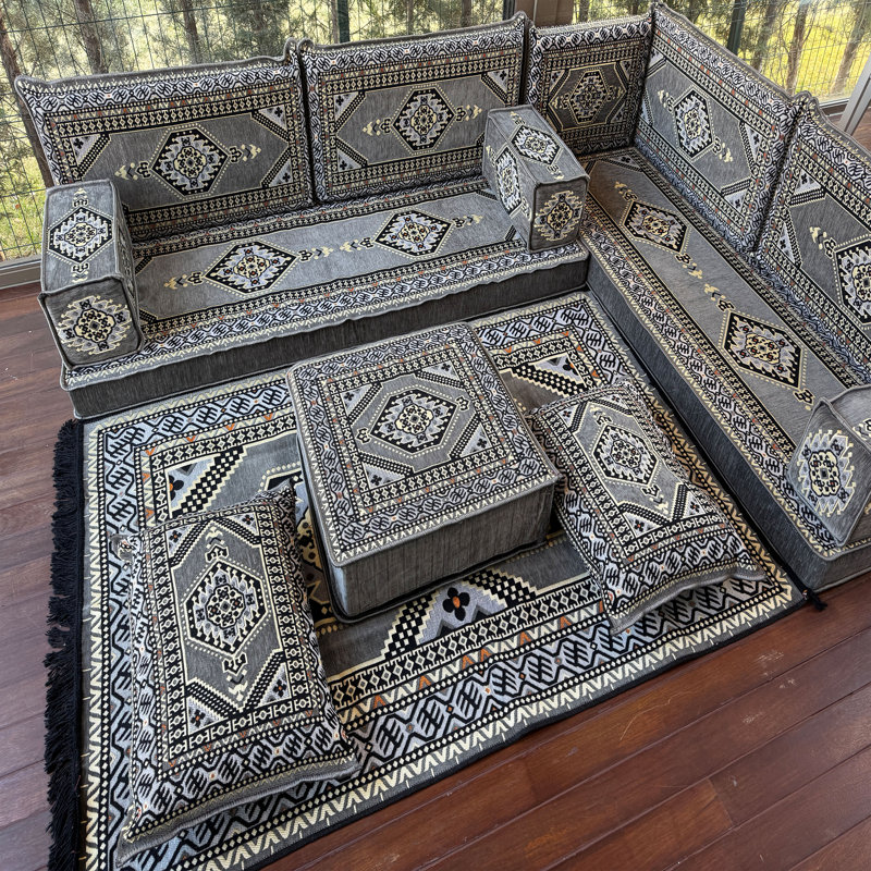 Grand canapé avec repose-pieds et revêtement Kilim, Gris