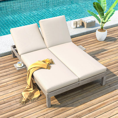 Chaise longue double à 5 positions à dossier réglable avec coussins et plateaux latéraux rabattables pour la piscine et le jardin, gris