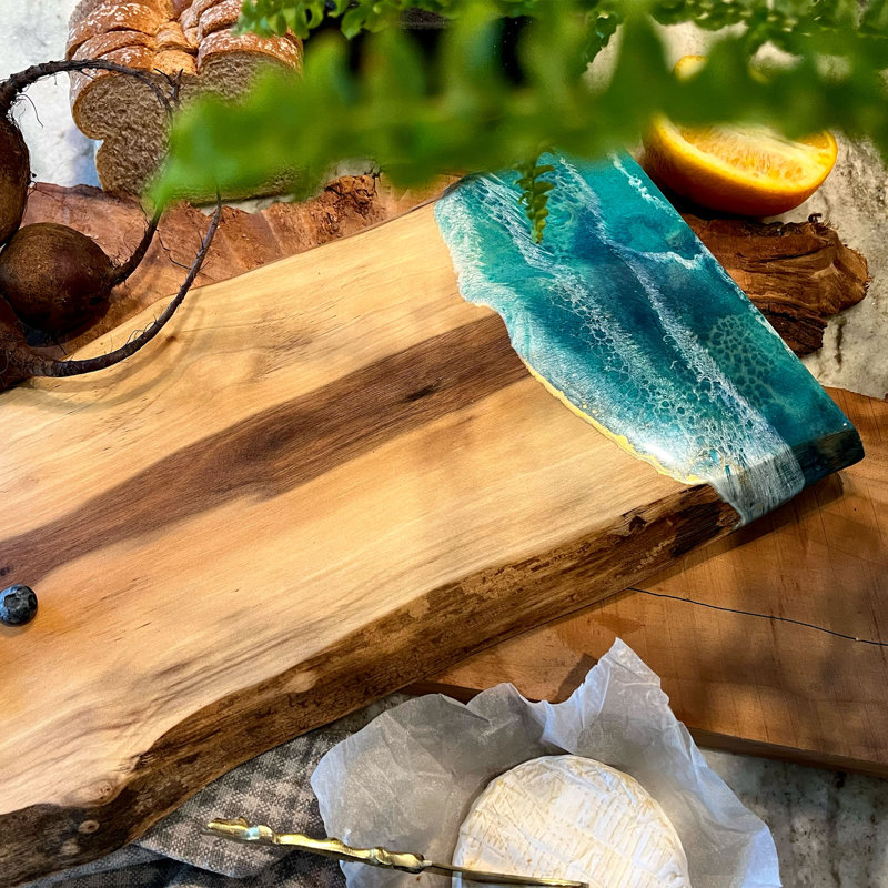 Planche de charcuterie en résine noyer Beach