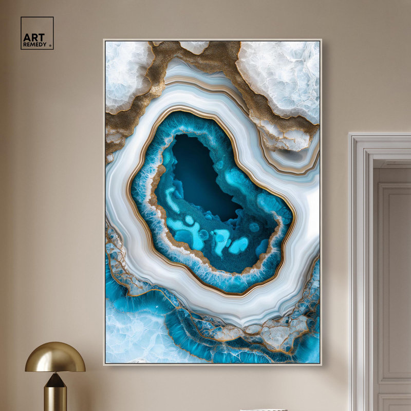 «Godeed Geode Eye III», art mural géode bleue par Art Remedy, H 55 po x l 37 po, Cadre flottant, Argent argent