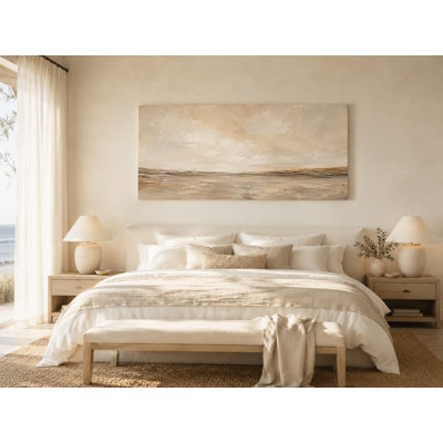 Paysage côtier beige chaleureux enveloppé Iraima