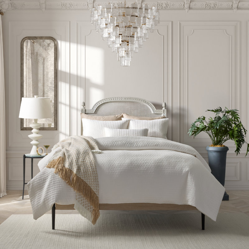 Matelasse Twin 39" Linen Set 4PC Set, King