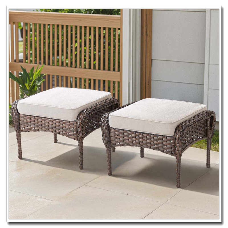 Ensemble de 2 repose-pieds d'extérieur en osier avec coussins moelleux, Beige