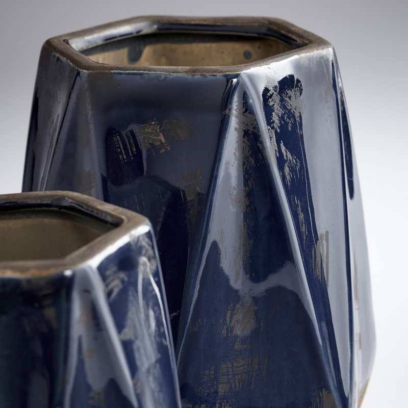 Chamos Handmade Ceramic Pot Planter, 7.25" H x 7" W x 7" D