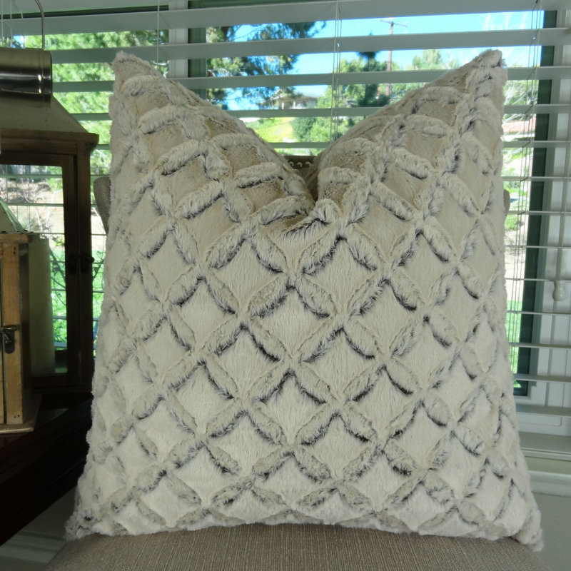 Housse de coussin designer Thomas Collection® ivoire beige Minky Cuddle, Carré 22 po