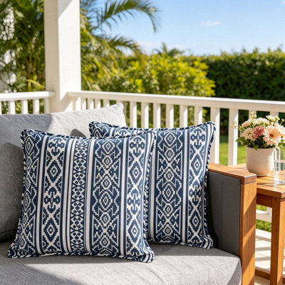 Polyester Euro Square Indoor/Outdoor Pillow Cover & Insert