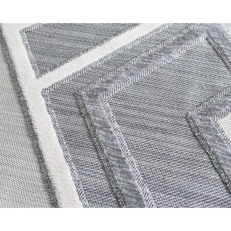 Geometric Indoor Rug, Rectangle 7'6" x 10'6"