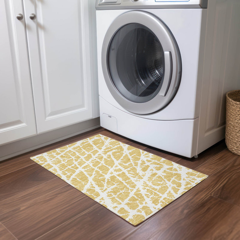 Tapis intérieur / extérieur Kyrie avec envers antidérapant, Rectangle 1 pi 8 po x 2 pi 6 po
