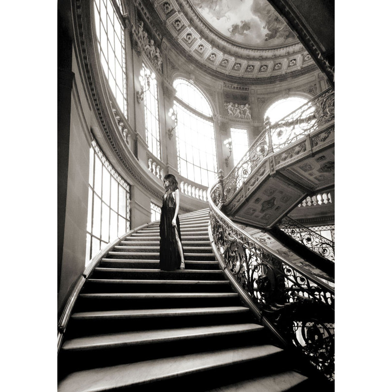 3AP6272 Femme Sur L’escalier by Julian Lauren - Wrapped Canvas Print, 100cm H x 70cm W x 4cm D