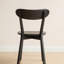 Chaises d'appoint contemporaines avec pieds en bois-414944057