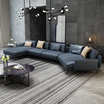 Santiago Sectional