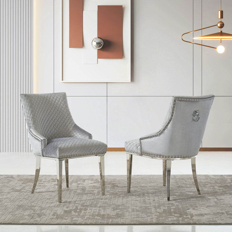 Chaise d'appoint rembourrée en velours gris Huberta