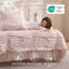 Ensemble d'édredon rose pour lit-123165326-123165328