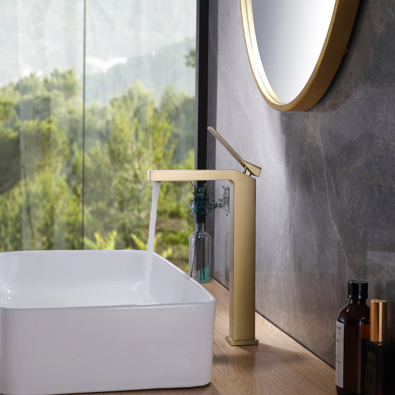 Single-Hole Single-Handle Bathroom Faucet, Brushed Gold